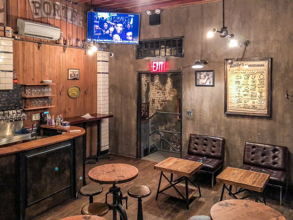 Houston Hall Tap Room 03 HoustonHallTapRoom